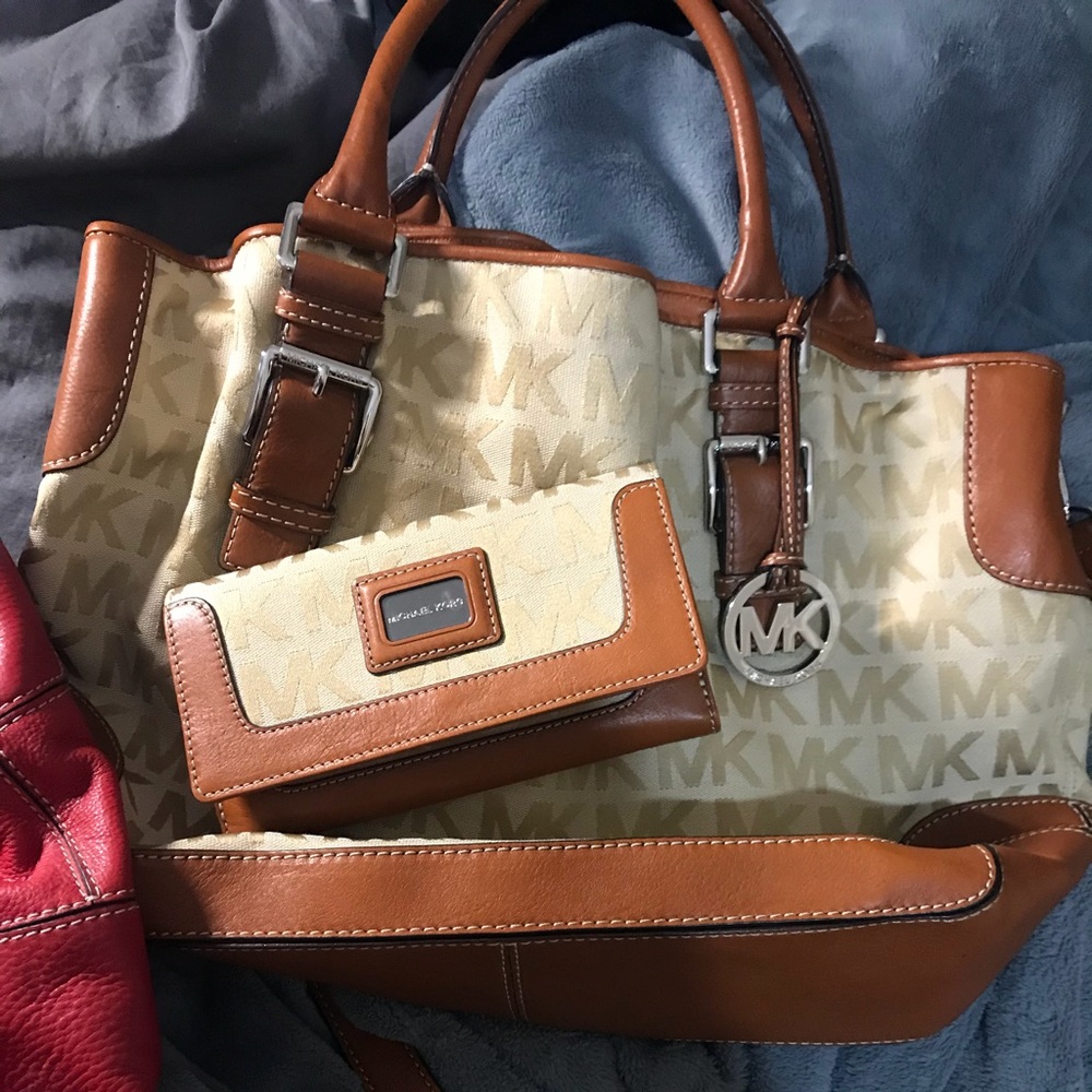 Cream and tan authentic Michael Kors set